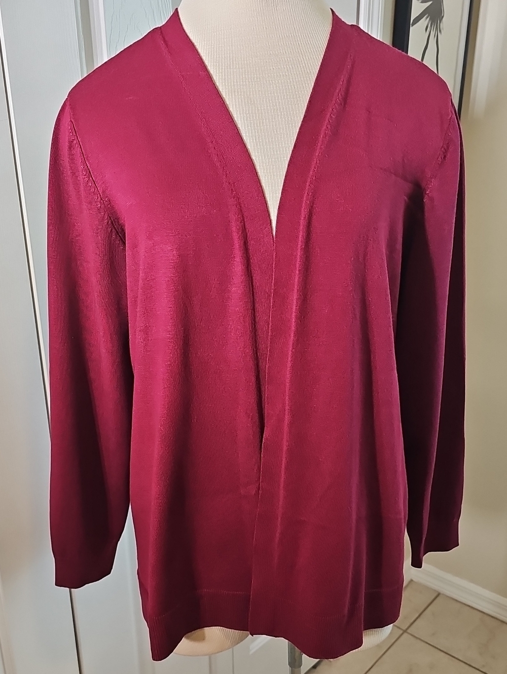 Chico's Women's Open Cardigan Top in Deep Wine Red. Chicos 3, XL.
